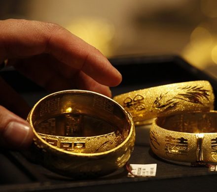 پیش‌بینی قیمت طلا در هفته سوم دی / حذف مالیات به نفع خریداران است